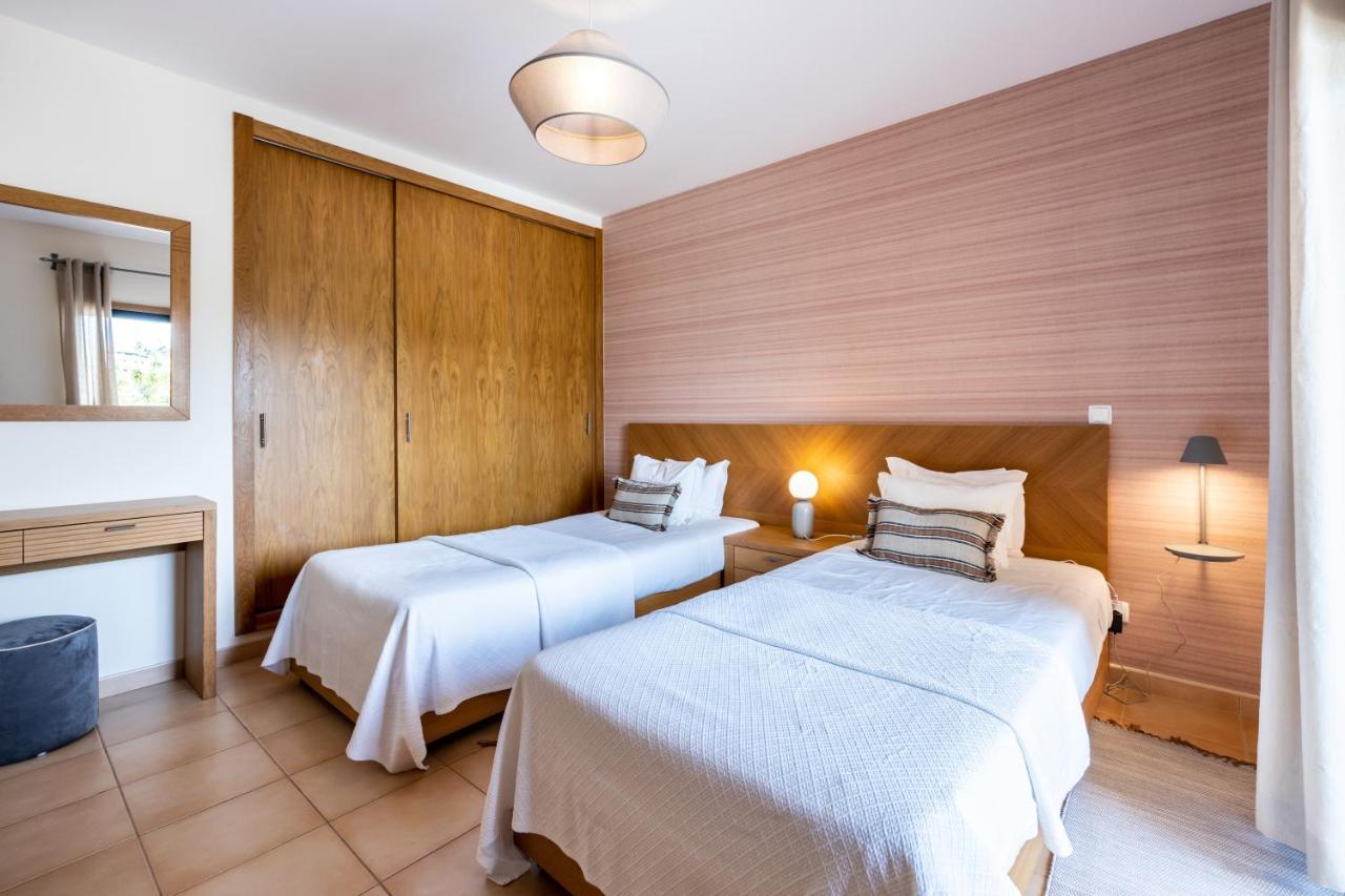 Aum Praia Da Luz Resort Apartment Exterior photo