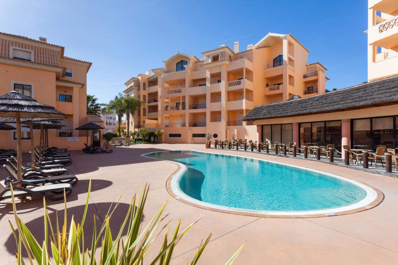 Aum Praia Da Luz Resort Apartment Exterior photo